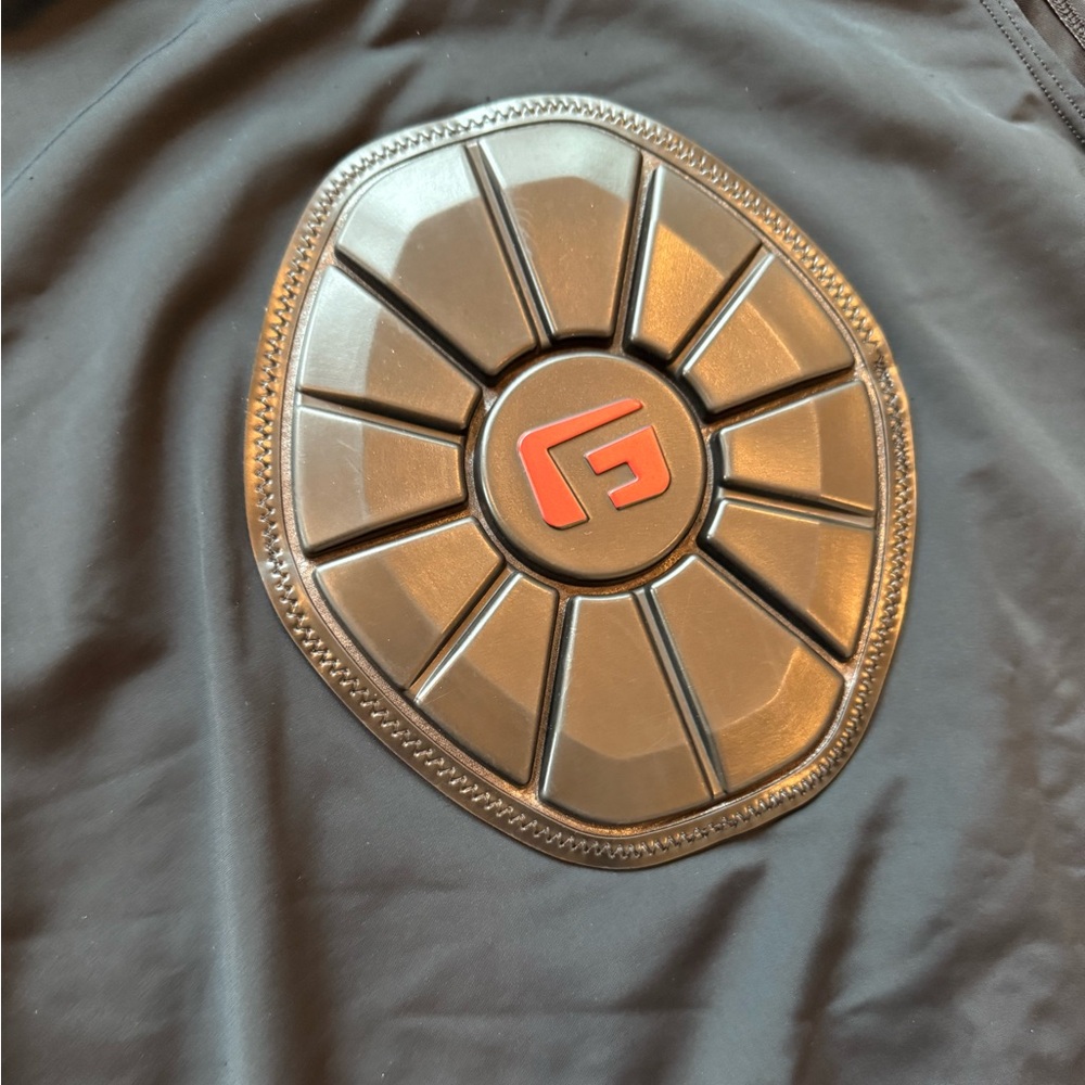 Set of 2 G-Form brand baseball chest protection undershirts. Youth size XL. - Picture 2 of 5